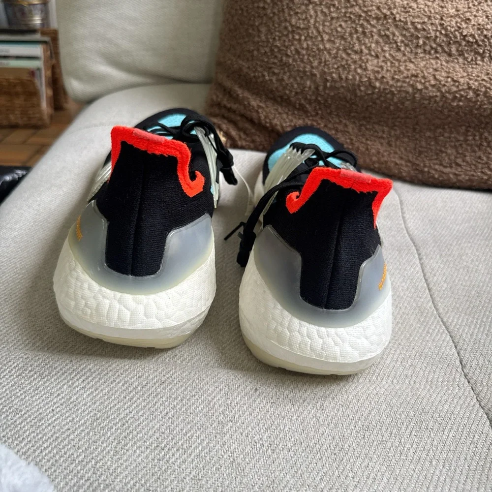 adidas Ultra Boost 21 Black Pulse Aqua
